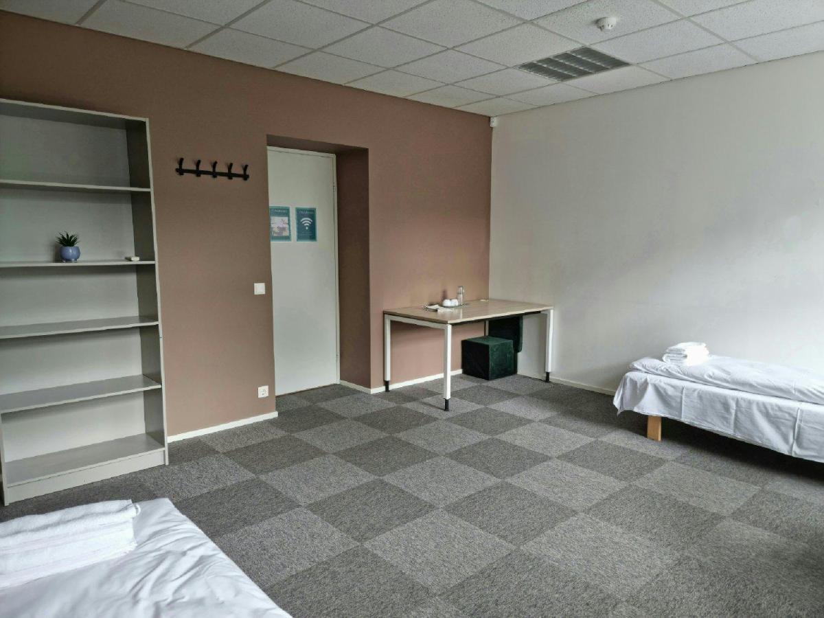 Room Near City Center Harbour Tallinn Buitenkant foto